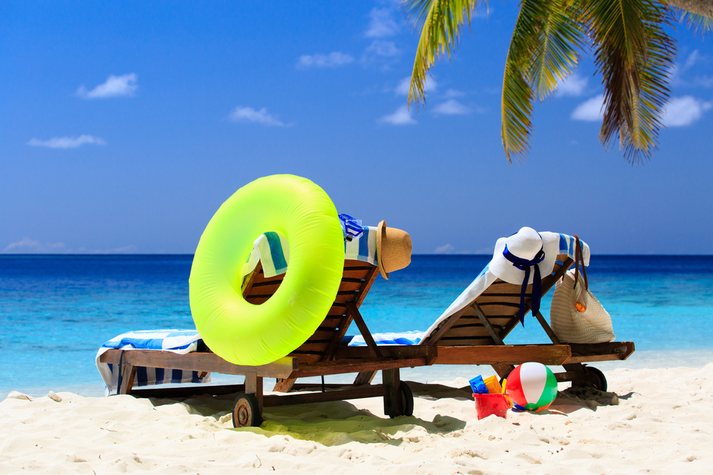 Book a Private Charter Flight Direct to Grand Bahamas West End Freeport Deep Water Cay Bahamas with Bahamas Charter Flights